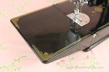 Load image into Gallery viewer, Singer Featherweight 221 Sewing Machine, CHICAGO BADGE 1934 AD543***