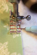Load image into Gallery viewer, Quarter Inch (1/4") Foot, LITTLE FOOT Attachment - SLANT SHANK