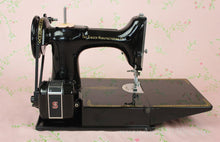 Load image into Gallery viewer, Singer Featherweight 221 Sewing Machine, ES244***