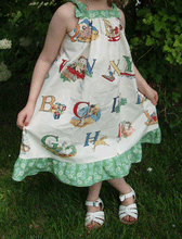 Load image into Gallery viewer, Ruffler Gathering Attachment, Singer (Vintage Original)