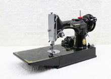 Load image into Gallery viewer, Singer Featherweight 221K Sewing Machine, EH135***