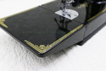 Load image into Gallery viewer, Singer Featherweight 221K Sewing Machine, EH135***