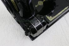 Load image into Gallery viewer, Singer Featherweight 221K Sewing Machine, EH135***