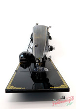 Load image into Gallery viewer, Singer Featherweight 221K Sewing Machine, EG7068**