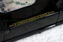 Load image into Gallery viewer, Singer Featherweight 222K Sewing Machine EK632**