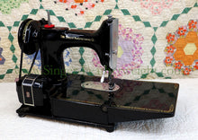 Load image into Gallery viewer, Singer Featherweight 222K Sewing Machine EK636***