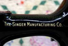 Load image into Gallery viewer, Singer Featherweight 222K Sewing Machine EK636***