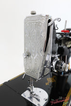 Load image into Gallery viewer, Singer Featherweight 221 Sewing Machine, AE987***