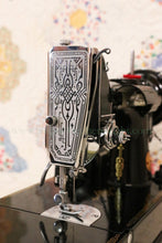 Load image into Gallery viewer, Singer Featherweight 221 Sewing machine, 1935 AD945***