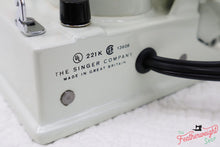 Load image into Gallery viewer, Singer Featherweight 221K Sewing Machine, WHITE EV964***