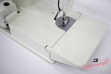 Load image into Gallery viewer, Singer Featherweight 221 Sewing Machine, WHITE EV967***