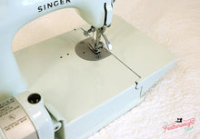 Load image into Gallery viewer, Singer Featherweight 221K Sewing Machine, WHITE EV9057**
