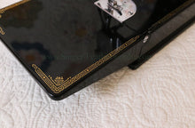 Load image into Gallery viewer, Singer Featherweight 221 Sewing machine, 1933 AD541***