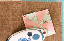 Load image into Gallery viewer, Paca Pressing Mat ® FAT QUARTER , 19" x 23" - 100% ALPACA (Unique Featherweight Shop Size)