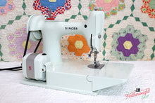 Load image into Gallery viewer, Singer Featherweight 221K Sewing Machine, WHITE EV942***