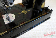 Load image into Gallery viewer, Singer Featherweight 221 Sewing Machine, AK774***