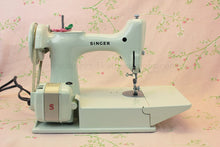 Load image into Gallery viewer, Singer Featherweight 221 Sewing Machine, WHITE FA128***