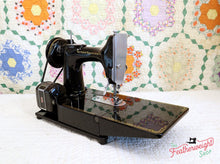 Load image into Gallery viewer, Singer Featherweight 222K Sewing Machine EK62883*