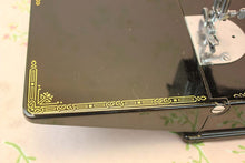 Load image into Gallery viewer, Singer Featherweight 221 Sewing Machine GOLDEN GATE SAN FRANCISCO 1939 Edition AF086***