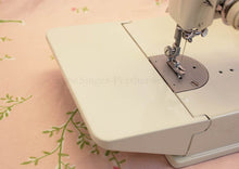 Load image into Gallery viewer, Singer Featherweight 221 Sewing Machine, WHITE EV982***