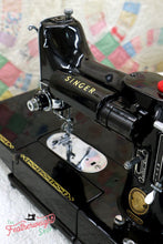 Load image into Gallery viewer, Singer Featherweight 222K Sewing Machine EM957***