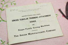 Load image into Gallery viewer, Tubular Trimmer, Singer (Vintage Original)