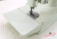 Load image into Gallery viewer, Singer Featherweight 221K Sewing Machine, WHITE EV993***