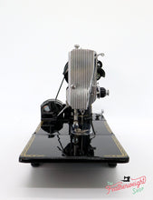 Load image into Gallery viewer, Singer Featherweight 222K Sewing Machine EM9573**
