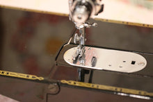 Load image into Gallery viewer, Singer Featherweight 222K Sewing Machine EJ916***