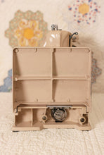 Load image into Gallery viewer, Singer Featherweight 221 Sewing Machine, TAN ES879***