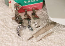Load image into Gallery viewer, Singer Featherweight 221 Sewing Machine, WHITE FA095***