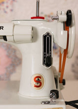 Load image into Gallery viewer, Singer Featherweight 221 Sewing Machine, WHITE FA095***
