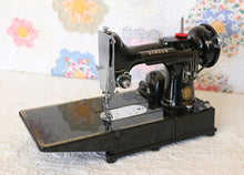 Load image into Gallery viewer, Singer Featherweight 222K Sewing Machine EK324***