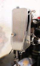 Load image into Gallery viewer, Singer Featherweight 222K Sewing Machine EK324***