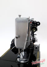 Load image into Gallery viewer, Singer Featherweight 222K Sewing Machine, RED "S" ER0244**