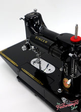 Load image into Gallery viewer, Singer Featherweight 222K Sewing Machine, RED "S" ER0244**