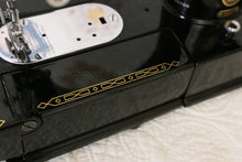 Load image into Gallery viewer, Singer Featherweight 222K Sewing Machine EM9584**