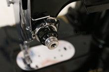 Load image into Gallery viewer, Singer Featherweight 222K Sewing Machine EM9584**