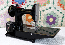 Load image into Gallery viewer, Singer Featherweight 222K Sewing Machine, RED "S" EP5432**