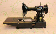 Load image into Gallery viewer, Singer Featherweight 222K Sewing Machine