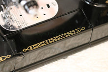 Load image into Gallery viewer, Singer Featherweight 222K Sewing Machine EP541***