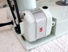 Load image into Gallery viewer, Singer Featherweight 221K Sewing Machine, WHITE EV957***