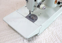 Load image into Gallery viewer, Singer Featherweight 221K Sewing Machine, WHITE EV957***