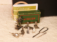 Load image into Gallery viewer, Singer Featherweight 222K Sewing Machine EK324***