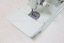 Load image into Gallery viewer, Singer Featherweight 221K Sewing Machine, WHITE EV903***