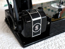 Load image into Gallery viewer, Singer Featherweight 221 Sewing Machine, AL196*** - Original Provenance!!!
