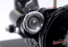 Load image into Gallery viewer, Singer Featherweight 222K Sewing Machine EK3213**