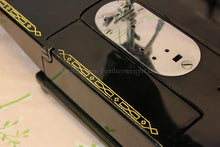 Load image into Gallery viewer, Singer Featherweight 222K Sewing Machine EK633***