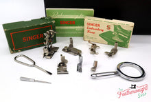 Load image into Gallery viewer, Singer Featherweight 222K 1953 - EJ268***