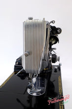 Load image into Gallery viewer, Singer Featherweight 222K 1953 - EJ268***